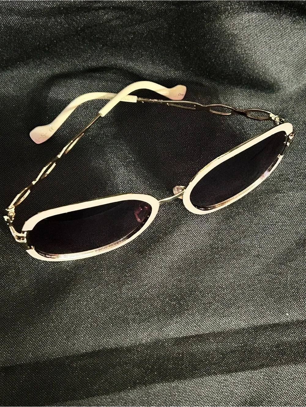 Jessica Simpson Women’s Pink Frame Sunglasses & Purple Lenses